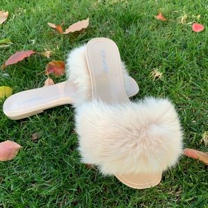 BEIGE JELLY BOTTOM FUR SLIDES SANDALS